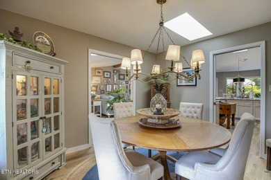 Beautifully updated ranch home where golf course views, lake - photo 28