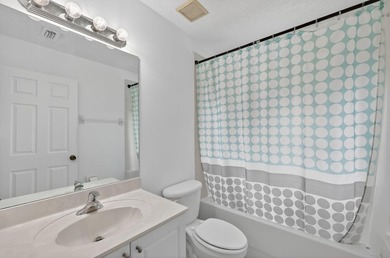 Welcome to this move-in-ready 3-bedroom, 2.5-bath home located - photo 28
