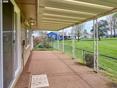 Located in the sought-after Woodburn Senior Estates, this home - photo 31