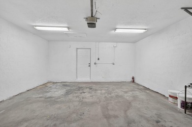Welcome to this move-in-ready 3-bedroom, 2.5-bath home located - photo 35