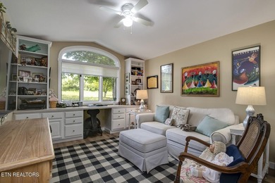 Beautifully updated ranch home where golf course views, lake - photo 38