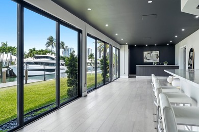 Welcome to this exceptional single-story residence in Palm Beach - photo 10