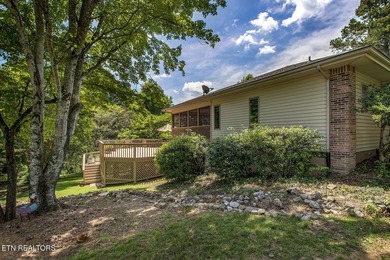 Beautifully updated ranch home where golf course views, lake - photo 49