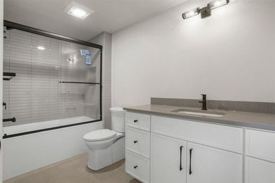 Stunning NEW CONSTRUCTION Home with Panoramic Views in a Prime - photo 49