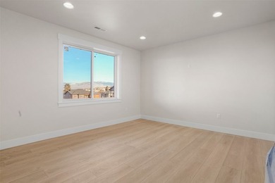 Stunning NEW CONSTRUCTION Home with Panoramic Views in a Prime - photo 50
