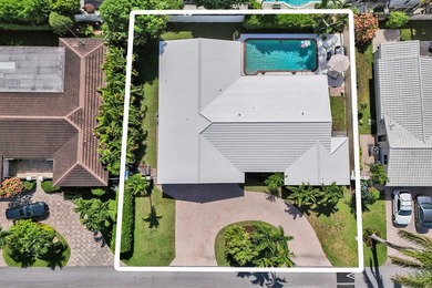 True 4 bedroom, 3 bath pool home in Coral Ridge Country Club - photo 1