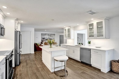 True 4 bedroom, 3 bath pool home in Coral Ridge Country Club - photo 6