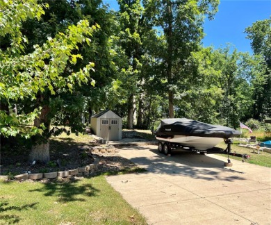 Mark Twain Lake Lot For Sale in Monroe City Missouri