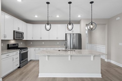 Better than new, this 3-bedroom, 2-bath home with a flexible - photo 24