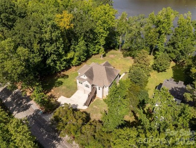 Experience the best of Lake Wateree waterfront living in this - photo 25
