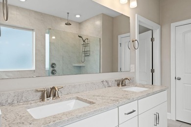Better than new, this 3-bedroom, 2-bath home with a flexible - photo 31
