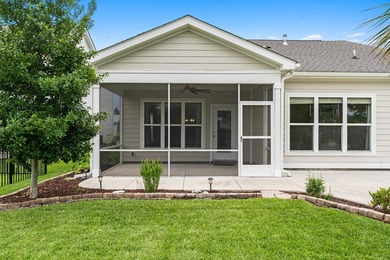 Better than new, this 3-bedroom, 2-bath home with a flexible - photo 44