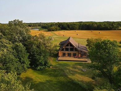 Breath taking beauty abounds with this private peninsula of 90 - photo 4