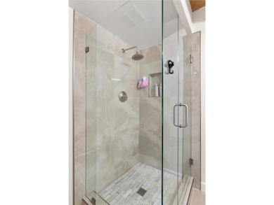 327 62nd St - photo 8