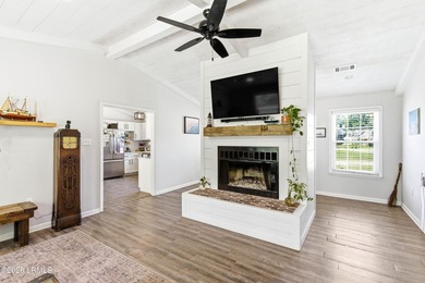 Nestled on a spacious corner lot in a private cul-de-sac, this - photo 12