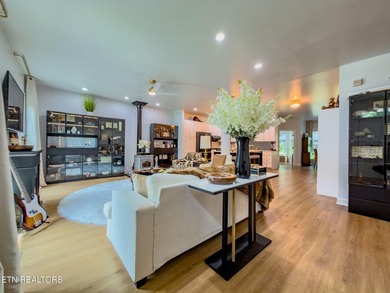Welcome to this totally renovated, move-in ready 5 bedroom, 3 - photo 10
