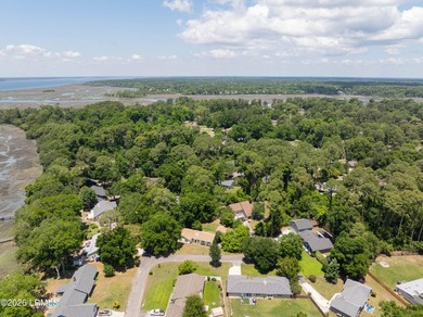 Nestled on a spacious corner lot in a private cul-de-sac, this - photo 44