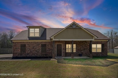 (private lake, pond, coastal) Home For Sale in Hernando Mississippi