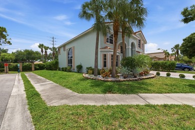 Immaculate, move-in ready 5-bed plus loft home on a prime corner - photo 3