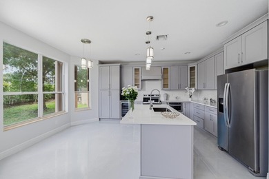 Immaculate, move-in ready 5-bed plus loft home on a prime corner - photo 7