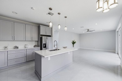 Immaculate, move-in ready 5-bed plus loft home on a prime corner - photo 8