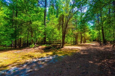 Phenomenal investment/development property in highly coveted - photo 12