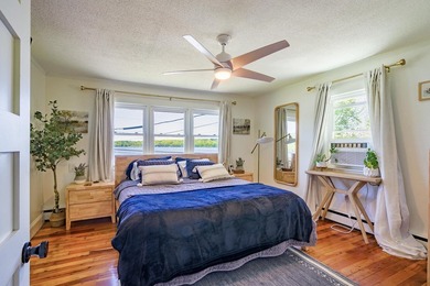 Captivating views and comfortable contemporary living could be - photo 22