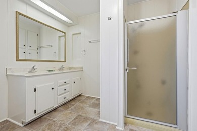 Major price Adjustment! Spacious, updated home in the - photo 31
