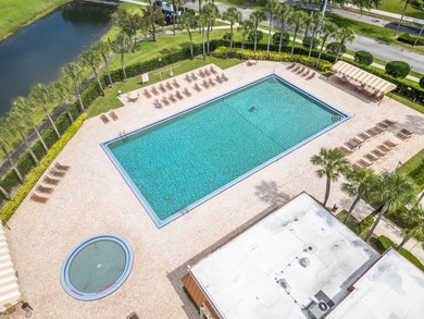 Beautiful 2-bedroom, 2 full and 1 half-bath home in a tranquil - photo 39