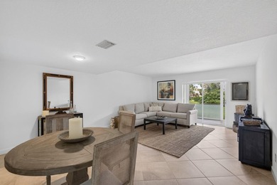 Welcome to this well-maintained one-bedroom, one-bathroom - photo 3