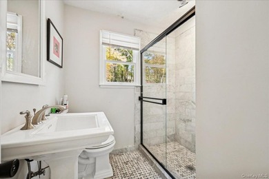 Experience true coastal elegance in this exceptional 4BR, 3BA - photo 50