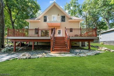 Space, sunlight and the Lake Hopatcong lifestyle come together - photo 3