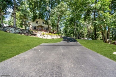 Space, sunlight and the Lake Hopatcong lifestyle come together - photo 7