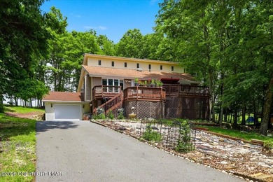 Ultimate turnkey investment or mountain getaway! Fully renovated - photo 3