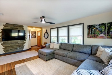 This immaculate, solid Mid-Century Brick Home sits on a large - photo 5