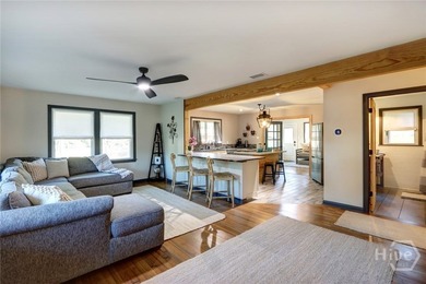 This immaculate, solid Mid-Century Brick Home sits on a large - photo 6