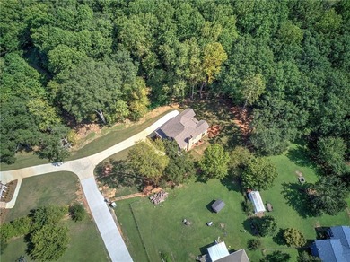 Welcome home to your gated retreat by the river! Luxury Living - photo 3