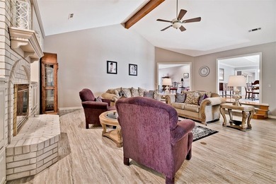Welcome to this beautiful well-maintained home that blends - photo 4