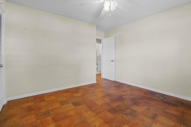 This charming 3-bedroom, 1.5-bath home offers a spacious floor - photo 15