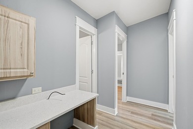 Welcome to 140 Palmetto Ave in Freeport! This beautifully - photo 20