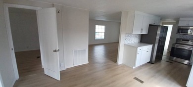 Come settle down in comfort and relaxation in a lovely renovated - photo 22