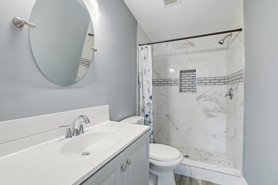 Welcome to 140 Palmetto Ave in Freeport! This beautifully - photo 25