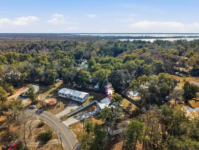 Welcome to 140 Palmetto Ave in Freeport! This beautifully - photo 33
