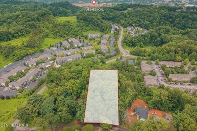 Vacant 0.27 -acre lot at 1215 Navy Dr SW offering a development - photo 2