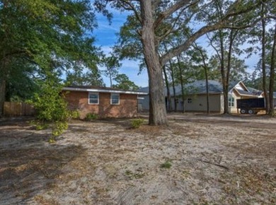 Discover the perfect blend of comfort, character, and location - photo 11