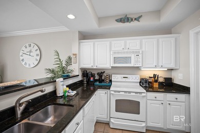 Enjoy easy coastal living in this well-maintained 1-bedroom - photo 14