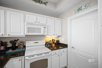 Enjoy easy coastal living in this well-maintained 1-bedroom - photo 15