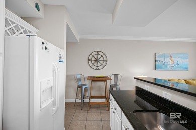 Enjoy easy coastal living in this well-maintained 1-bedroom - photo 16