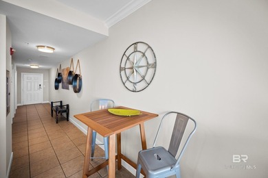 Enjoy easy coastal living in this well-maintained 1-bedroom - photo 17