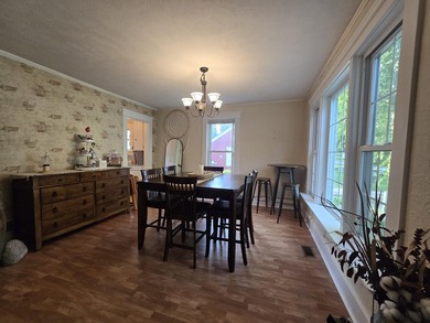 Stately 2-story home full of charm and character! This inviting - photo 17